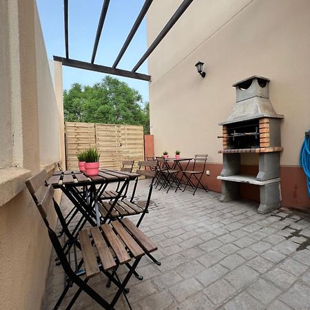 Apartamentos Sevilla Deluxe Rosales Los Rosales  Eksteriør bilde