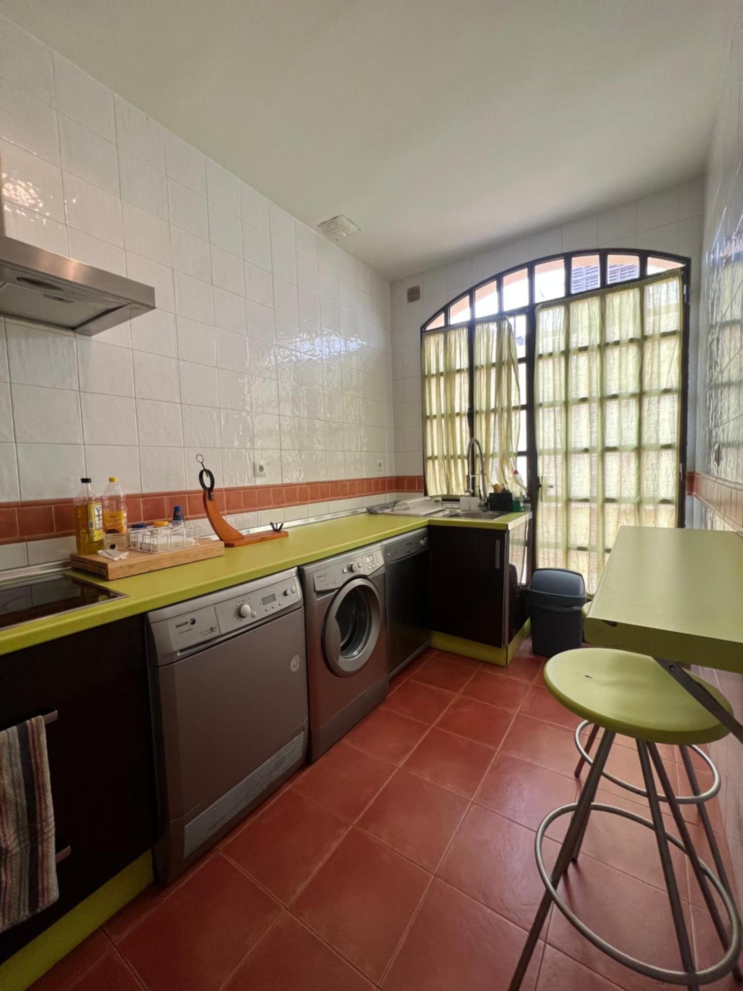 Apartamentos Sevilla Deluxe Rosales Los Rosales  Eksteriør bilde