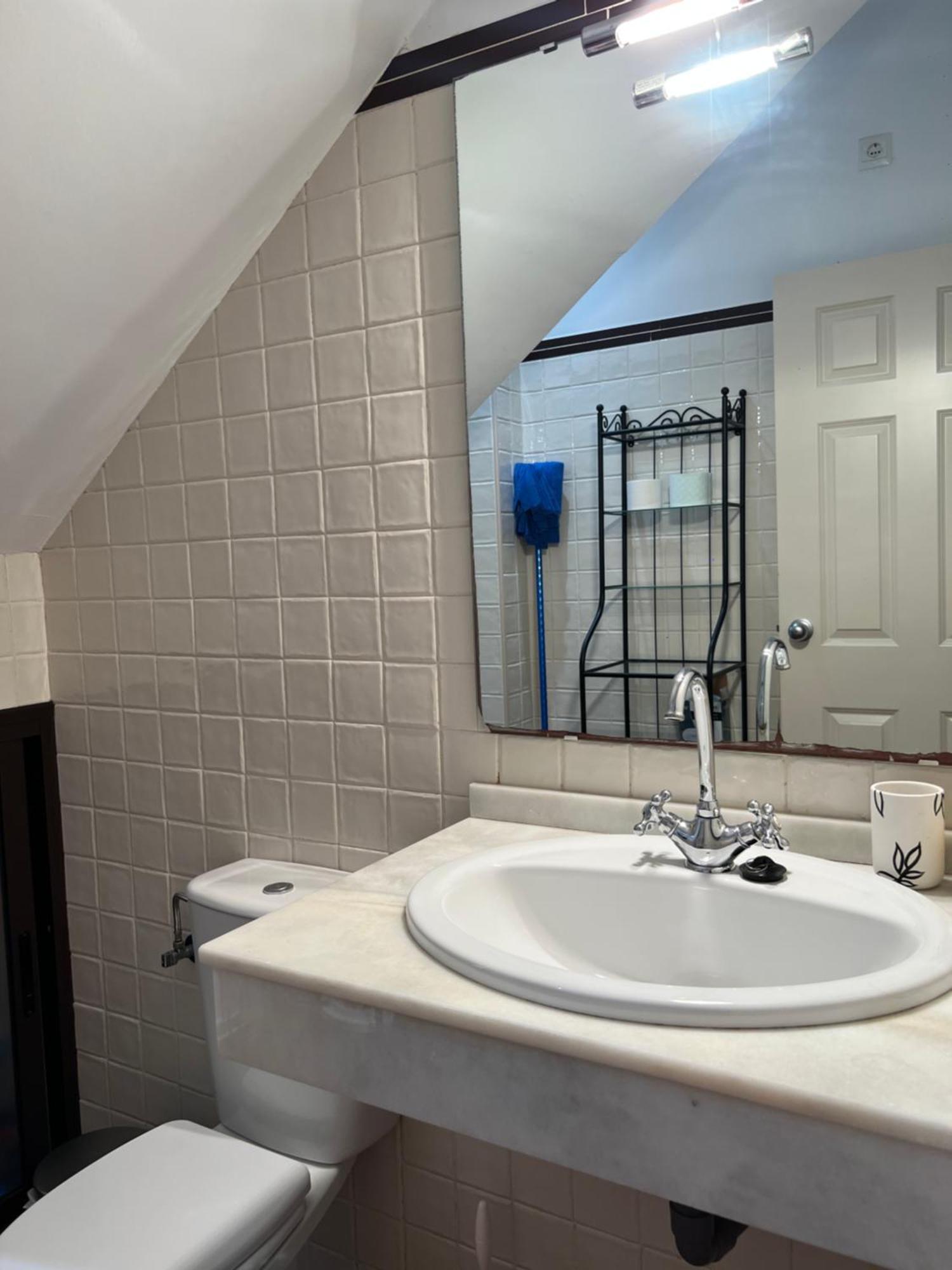 Apartamentos Sevilla Deluxe Rosales Los Rosales  Eksteriør bilde